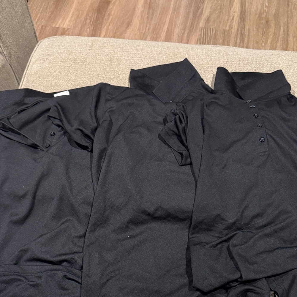 Hollister Black Short Sleeve Polo Tees